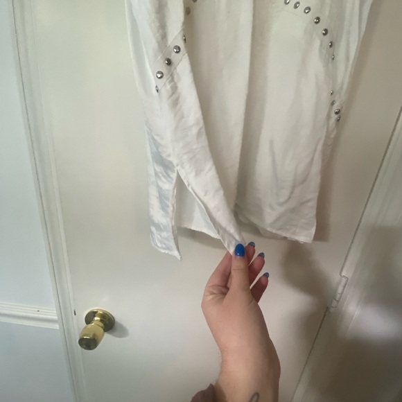 Vici Studded White Tank - Size M - Picture 2 of 4